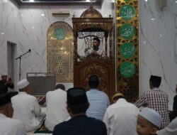 Bupati Sidrap Sampaikan Ceramah Tarawih, Tekankan Pembinaan Moral Anak