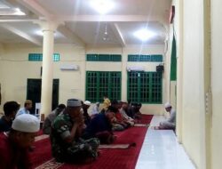 Pererat Silaturahmi dan Jaga Kondusifitas, Babinsa Kodim 1420/Sidrap Laksanakan Safari Subuh dan Komsos Serentak