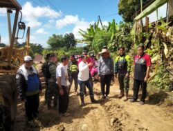 Dandim 1420/Sidrap Tinjau Langsung Jalan Rusak di Perbatasan Sidrap-Wajo, Warga Senang Disambangi