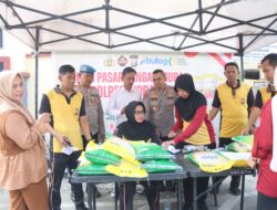 Polres Sidrap Gelar Pasar Beras Murah, Ratusan Zak Beras Ludes Diserbu Warga