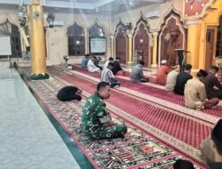 Babinsa Kodim 1420/Sidrap Safari Subuh dan Komsos Bersama Warga