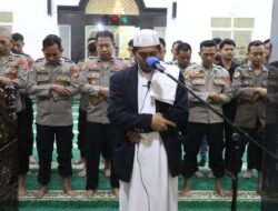 Peduli  Terhadap Korban Unjuk Rasa, Polres Sidrap Lakukan Shalat Gaib Di Mesjid Al-Ikhlas