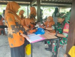 Wujudkan Generasi Sehat dan Berkualitas, Babinsa Dampingi Pelayanan Posyandu di Wilayah Binaan