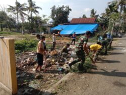 Koramil 01/Panca Lautang Gelar Aksi Kebersihan Lingkungan di Dusun Botto, Wujudkan Lingkungan Sehat dan Asri