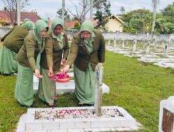ZIARAH ROMBONGAN HUT KE-69 KOREM 141/TODDOPULI DIGELAR DI TMP MARIO SIDRAP