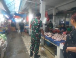 BABINSA KORAMIL 05/DUA PITUE MONITOR KETERSEDIAAN DAN HARGA BAHAN POKOK DI PASAR SENTRAL TANRU TEDONG