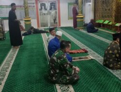 Pererat Silaturahmi Lewat Ibadah, Babinsa Kodim 1420/Sidrap Gencarkan Safari Subuh Berjamaah
