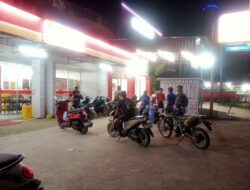 Babinsa Koramil 1420-05 dan Damkar Gelar Patroli Siskamling di Tanru Tedong