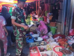 Jelang Idul Fitri, Babinsa Koramil 01/Panca Lautang Pantau Ketersediaan dan Harga Bahan Pokok di Pasar Sentral Bilokka