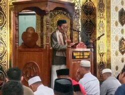 Dandim 1420/Sidrap dan Ketua Persit Laksanakan Sholat Idul Adha di Masjid Al Ikhsan Kodim