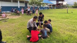 Aksi Humanis Ipda Sakaria, Patroli ke Pegunungan Sambil Bermain Bola dengan Anak-Anak