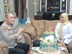Awali Tugas Di Polres Sidrap AKBP Indra Waspada Sambangi Wakil Bupati