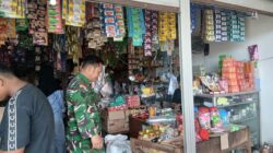 Babinsa Koramil 04/Watang Pulu Pantau Harga Bahan Pokok di Pasar Lawawoi